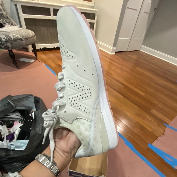 NEW BALANCE MEN 696 RE-ENGINEERED - Picture 4 of 9